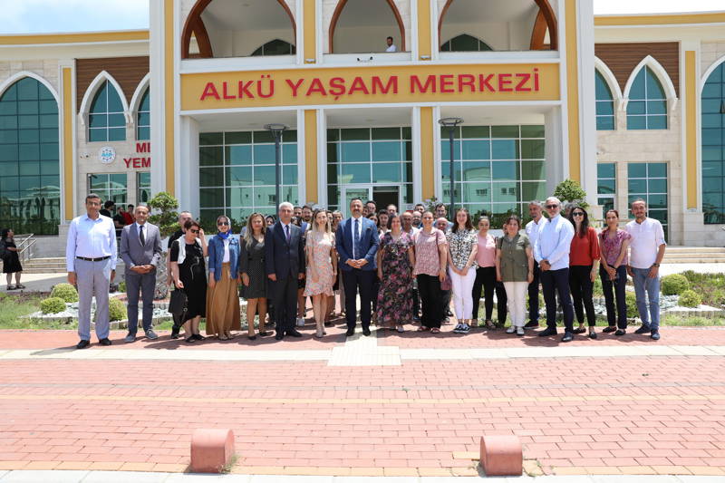 ALKÜ EĞİTİM FAKÜLTESİ AİLESİ KAHVALTIDA BULUŞTU