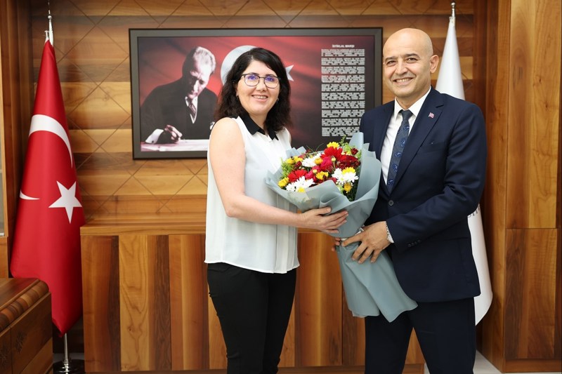 FAKÜLTEMİZDE DEVİR TESLİM TÖRENİ