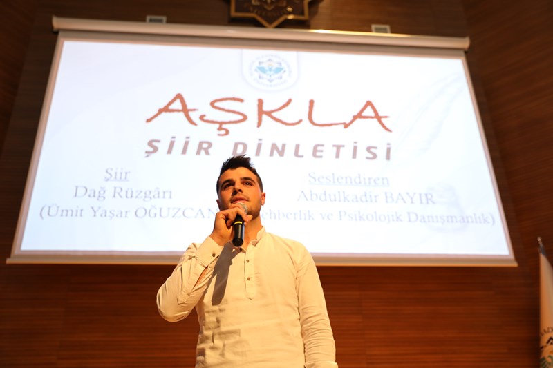  “AŞKLA ŞİİR DİNLETİSİ” ETKİNLİĞİ DÜZENLENDİ